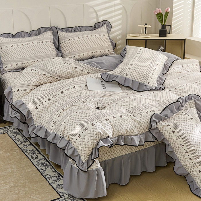 91家纺网 家纺一手货源 找家纺 梵克保罗 2025春夏新款有氧双层纱印花夹棉床盖四件套夏被四件套 小马宝丽