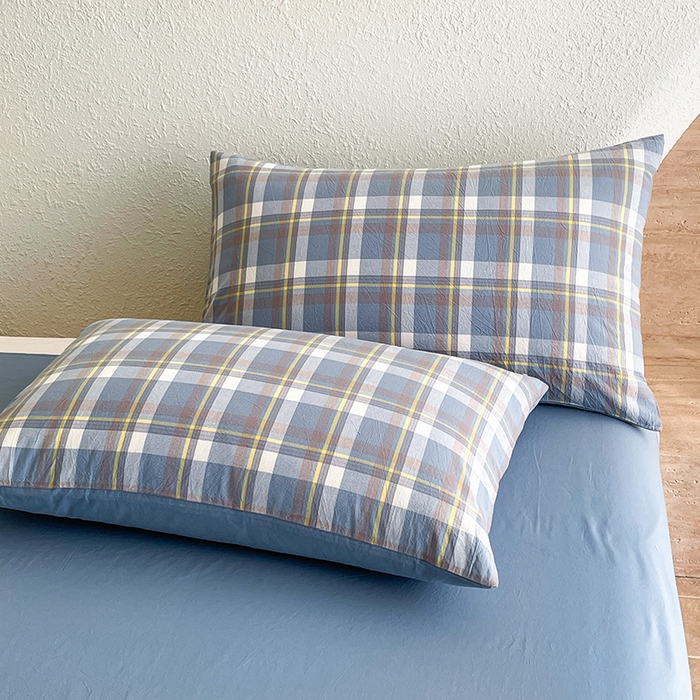 91家纺网 家纺一手货源 找家纺 梵克保罗 2025春夏新款10A抗菌无印风水洗棉夏被四件套 天蓝中格