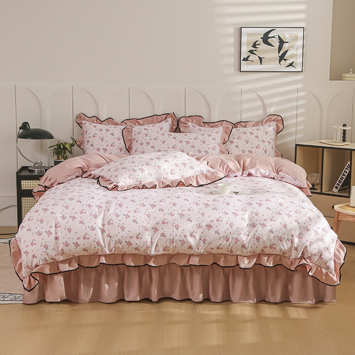 91家纺网 家纺一手货源 找家纺 梵克保罗 2025春夏新款有氧双层纱印花夹棉床盖四件套夏被四件套 幸福里