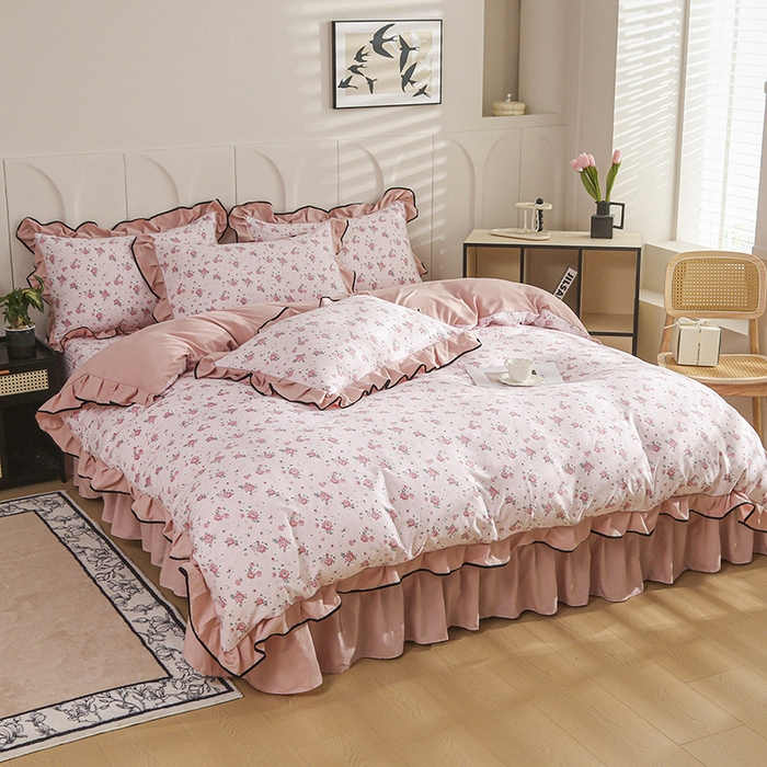 91家纺网 家纺一手货源 找家纺 梵克保罗 2025春夏新款有氧双层纱印花夹棉床盖四件套夏被四件套 幸福里