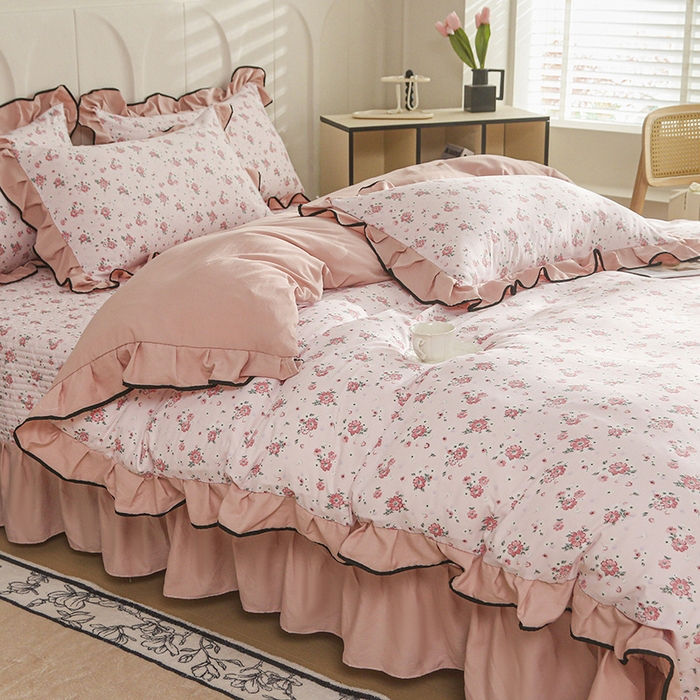 91家纺网 家纺一手货源 找家纺 梵克保罗 2025春夏新款有氧双层纱印花夹棉床盖四件套夏被四件套 幸福里