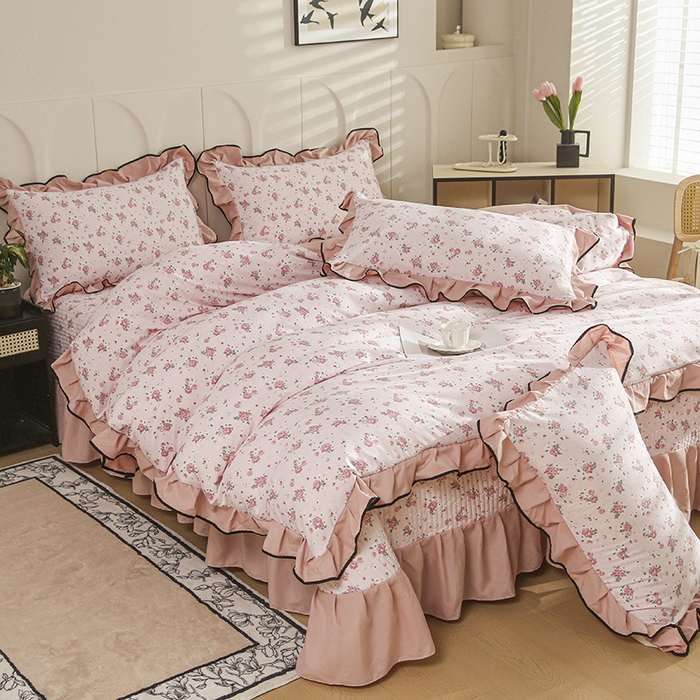 91家纺网 家纺一手货源 找家纺 梵克保罗 2025春夏新款有氧双层纱印花夹棉床盖四件套夏被四件套 幸福里