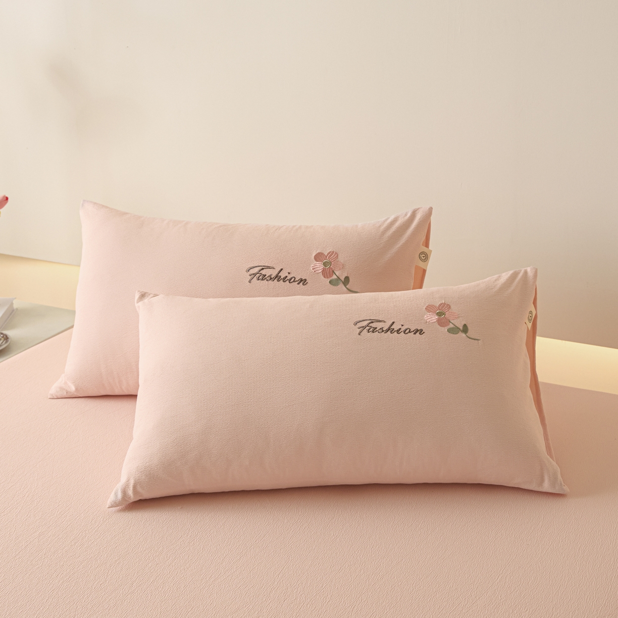 91家纺网 家纺一手货源 找家纺 （总）鑫钰 2025新款A类云麻绣花抗菌透气床笠-芙洛拉