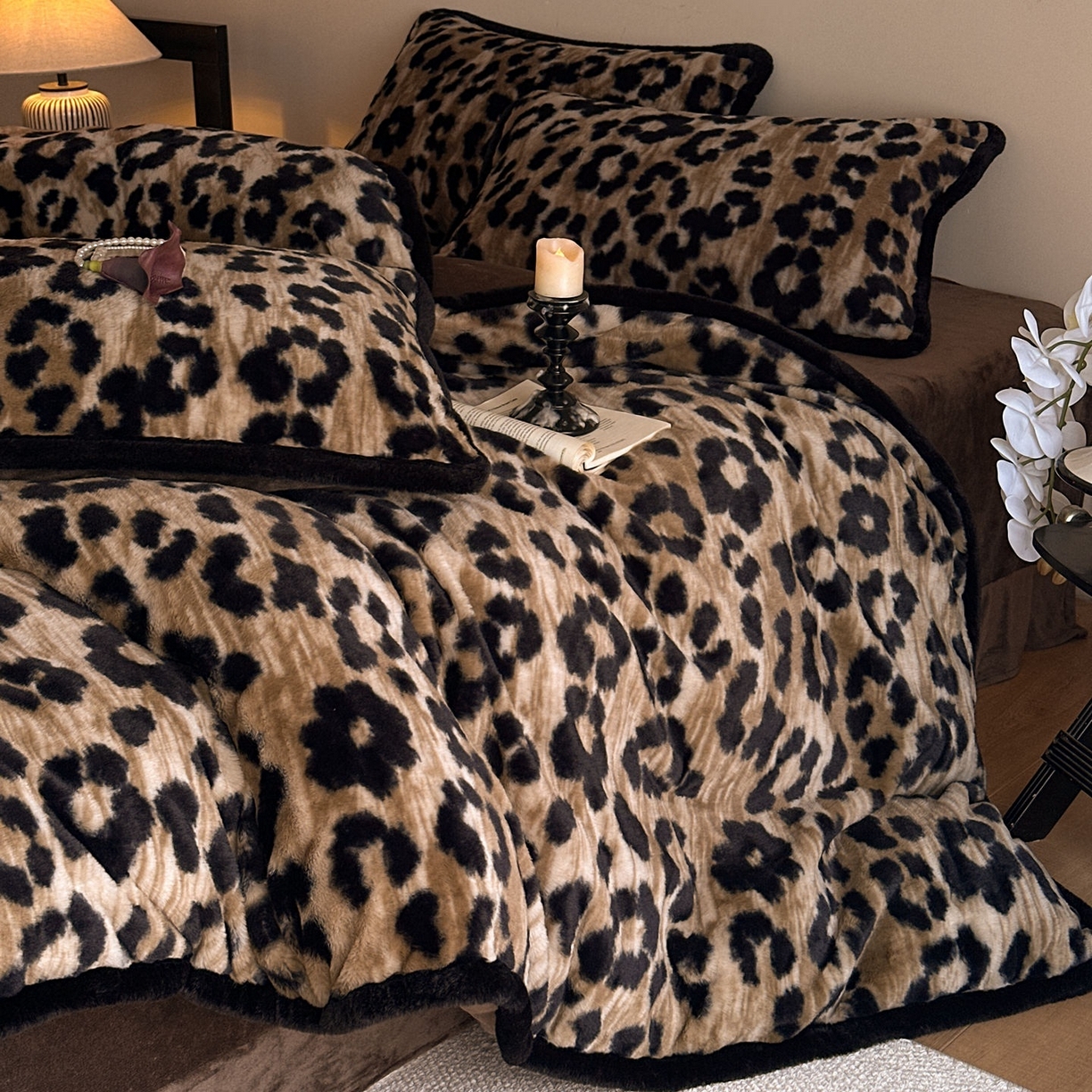 铠畅  2025新款加厚8斤包边款美拉德仿兔毛皮草牛奶绒四件套 美拉德包边款-鎏金豹迹