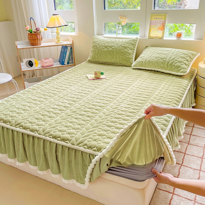 91家纺网 家纺一手货源 找家纺 眠势力 2025新款牛奶绒毛球床笠款四件套 抹茶绿-毛球款