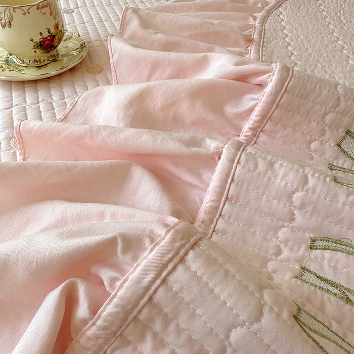 91家纺网 家纺一手货源 找家纺 （总）老K (原美阁）2025新款高端精品刺绣水洗棉床盖三件套郁金香系