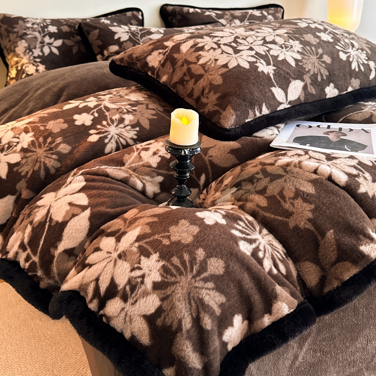 91家纺网 家纺一手货源 找家纺 铠畅  2025新款加厚8斤包边款美拉德仿兔毛皮草牛奶绒四件套 美拉德包边款-莫奈花园