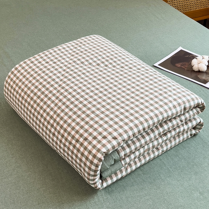 91家纺网 家纺一手货源 找家纺 梵克保罗 2025春夏新款10A抗菌无印风水洗棉夏被四件套 小方绿