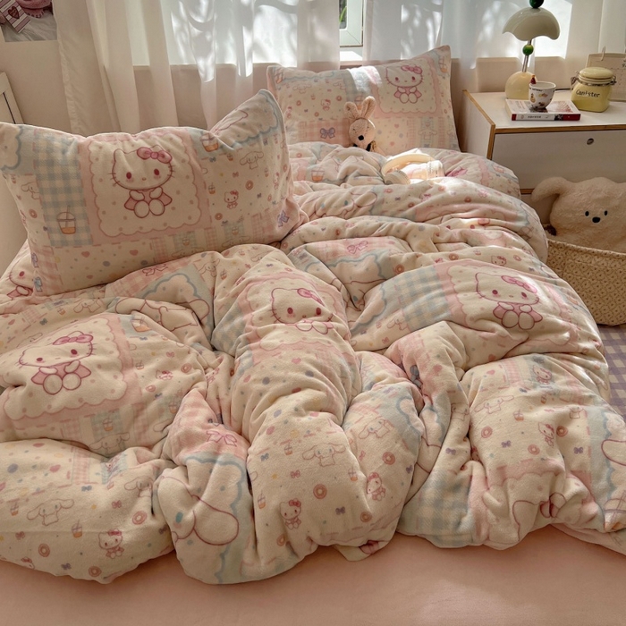 91家纺网 家纺一手货源 找家纺 红嘴企鹅 2025新款精致印花牛奶绒四件套 牛奶绒-少女猫咪