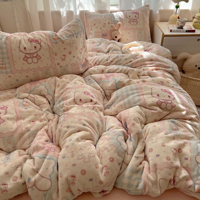 91家纺网 家纺一手货源 找家纺 红嘴企鹅 2025新款精致印花牛奶绒四件套 牛奶绒-少女猫咪