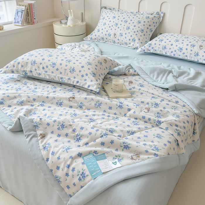 91家纺网 家纺一手货源 找家纺 梵克保罗 2025春夏新款10A级抗菌水洗针织棉夏被四件套 兰朵朵