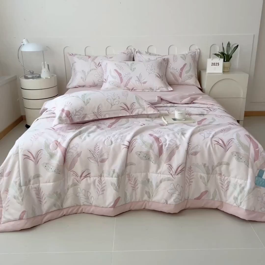 91家纺网 家纺一手货源 找家纺 梵克保罗 2025春夏新款10A级抗菌水洗针织棉夏被四件套 夜来香