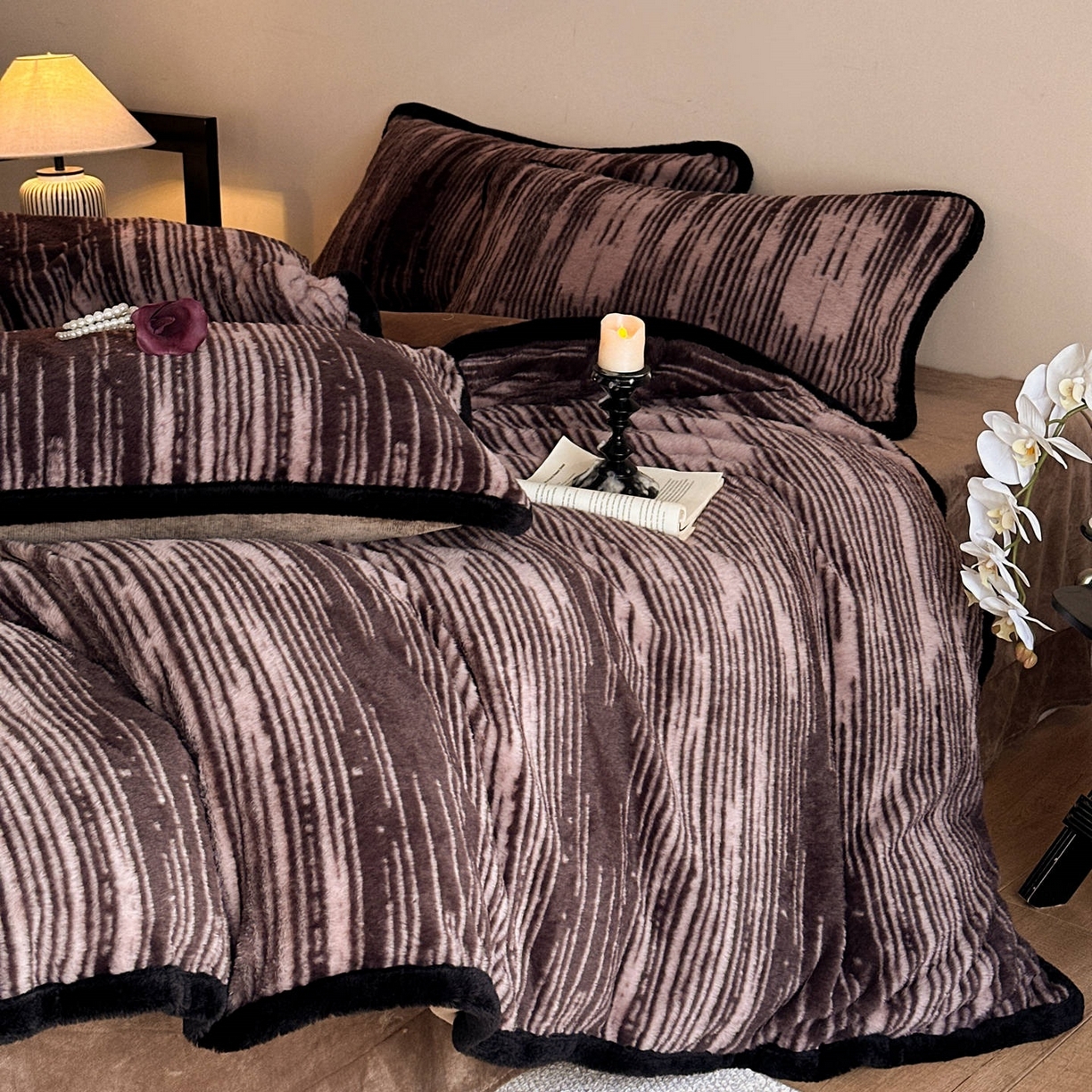 铠畅  2025新款加厚8斤包边款美拉德仿兔毛皮草牛奶绒四件套 美拉德包边款-微瑕时光