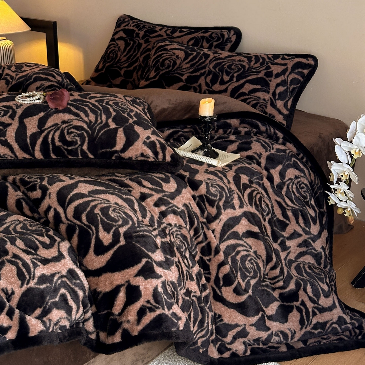 铠畅  2025新款加厚8斤包边款美拉德仿兔毛皮草牛奶绒四件套 美拉德包边款-雅致咖纹