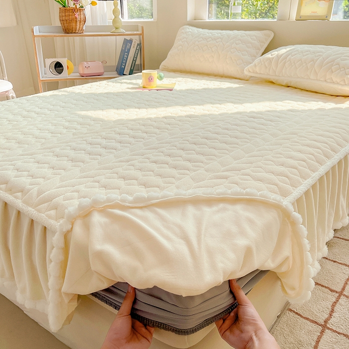 91家纺网 家纺一手货源 找家纺 眠势力 2025新款牛奶绒毛球床笠款四件套 奶白-毛球款