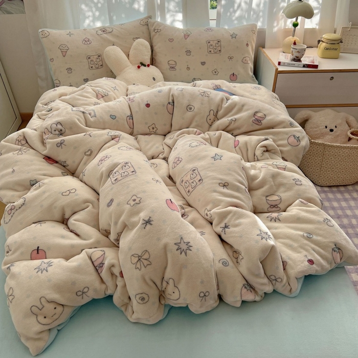 91家纺网 家纺一手货源 找家纺 红嘴企鹅 2025新款精致印花牛奶绒四件套 牛奶绒-小星甜点