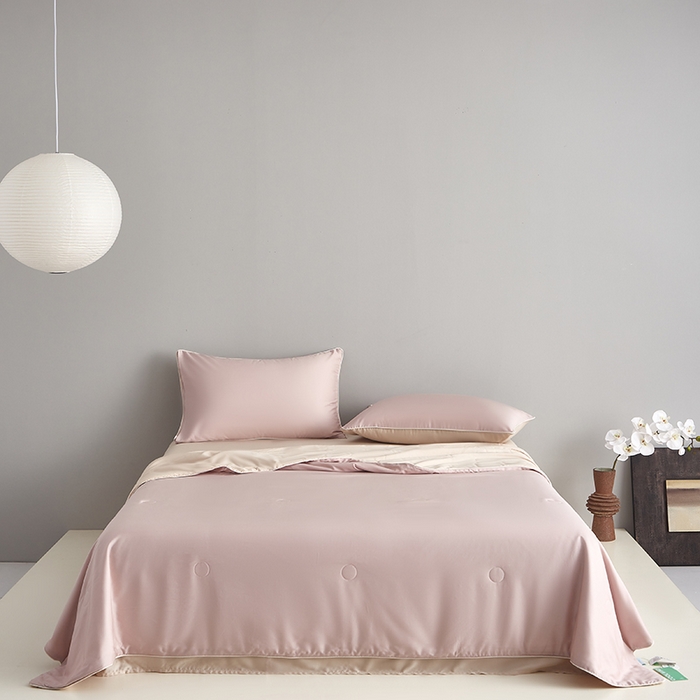 91家纺网 家纺一手货源 找家纺 梵克保罗 2025新款竹纤维莱塞尔夏被四件套 芋泥灰粉--兰玉