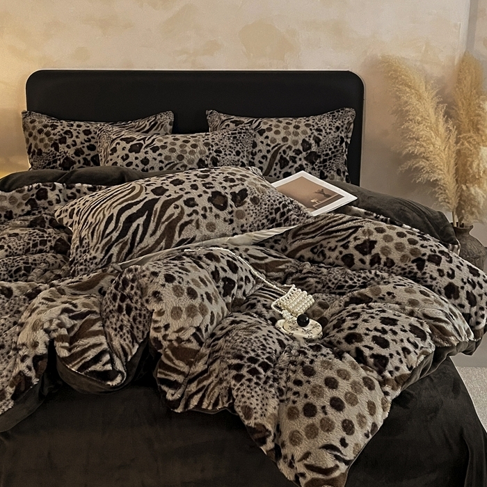 91家纺网 家纺一手货源 找家纺 （总）铠畅家纺 2025新款美拉德风格兔毛绒床单四件套