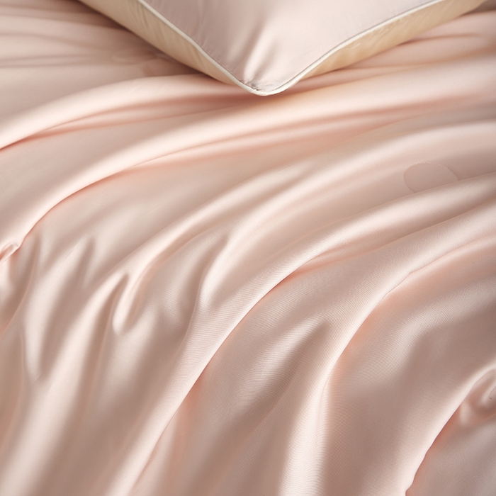 91家纺网 家纺一手货源 找家纺 梵克保罗 2025新款竹纤维莱塞尔夏被四件套 嫩粉--泡芙