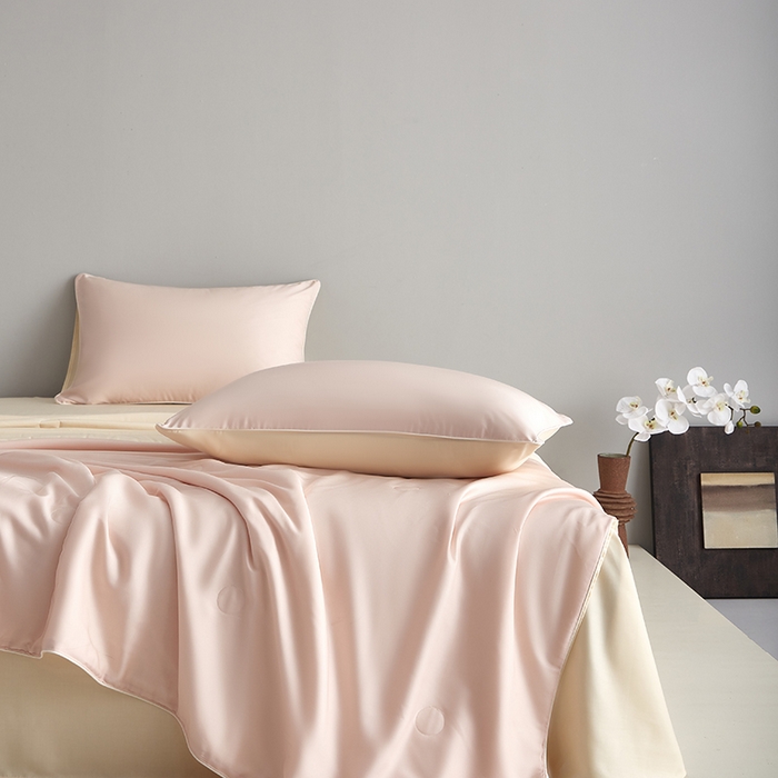 91家纺网 家纺一手货源 找家纺 梵克保罗 2025新款竹纤维莱塞尔夏被四件套 嫩粉--泡芙