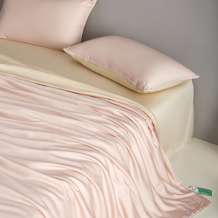 91家纺网 家纺一手货源 找家纺 梵克保罗 2025新款竹纤维莱塞尔夏被四件套 嫩粉--泡芙