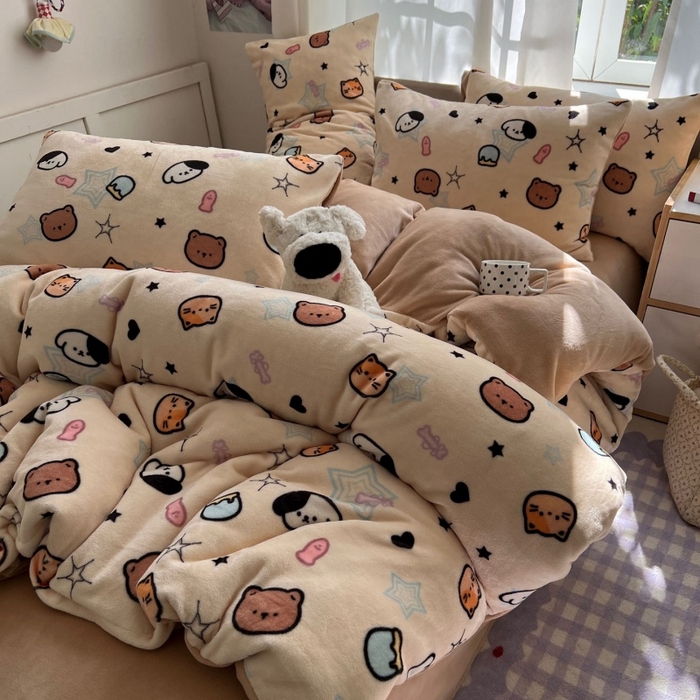 91家纺网 家纺一手货源 找家纺 红嘴企鹅 2025新款精致印花牛奶绒四件套 牛奶绒-星星乐园