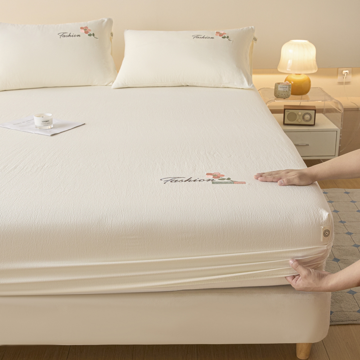 91家纺网 家纺一手货源 找家纺 鑫钰 2025新款A类云麻绣花抗菌透气床笠-芙洛拉 芙洛拉-皓月白