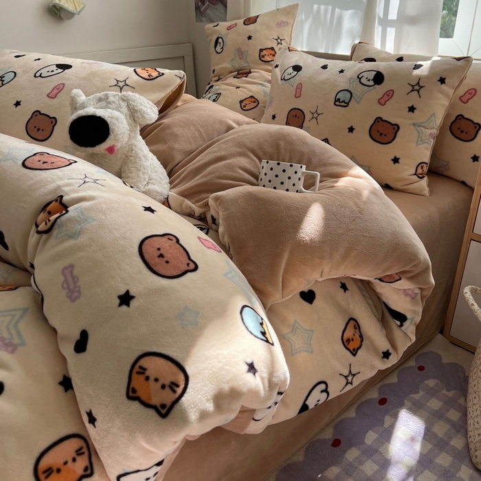 91家纺网 家纺一手货源 找家纺 红嘴企鹅 2025新款精致印花牛奶绒四件套 牛奶绒-星星乐园