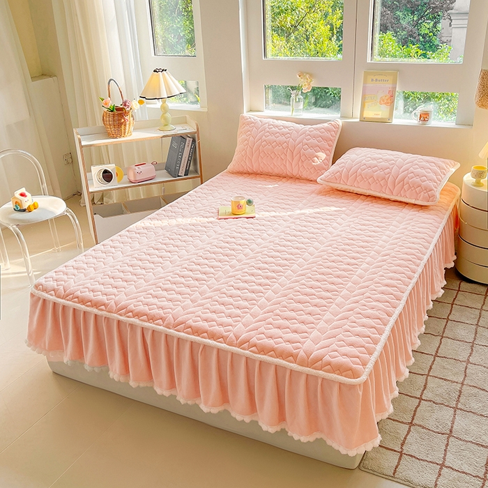 91家纺网 家纺一手货源 找家纺 眠势力 2025新款牛奶绒毛球床笠款四件套 奶油粉-毛球款