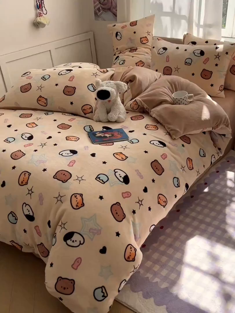 91家纺网 家纺一手货源 找家纺 红嘴企鹅 2025新款精致印花牛奶绒四件套 牛奶绒-星星乐园