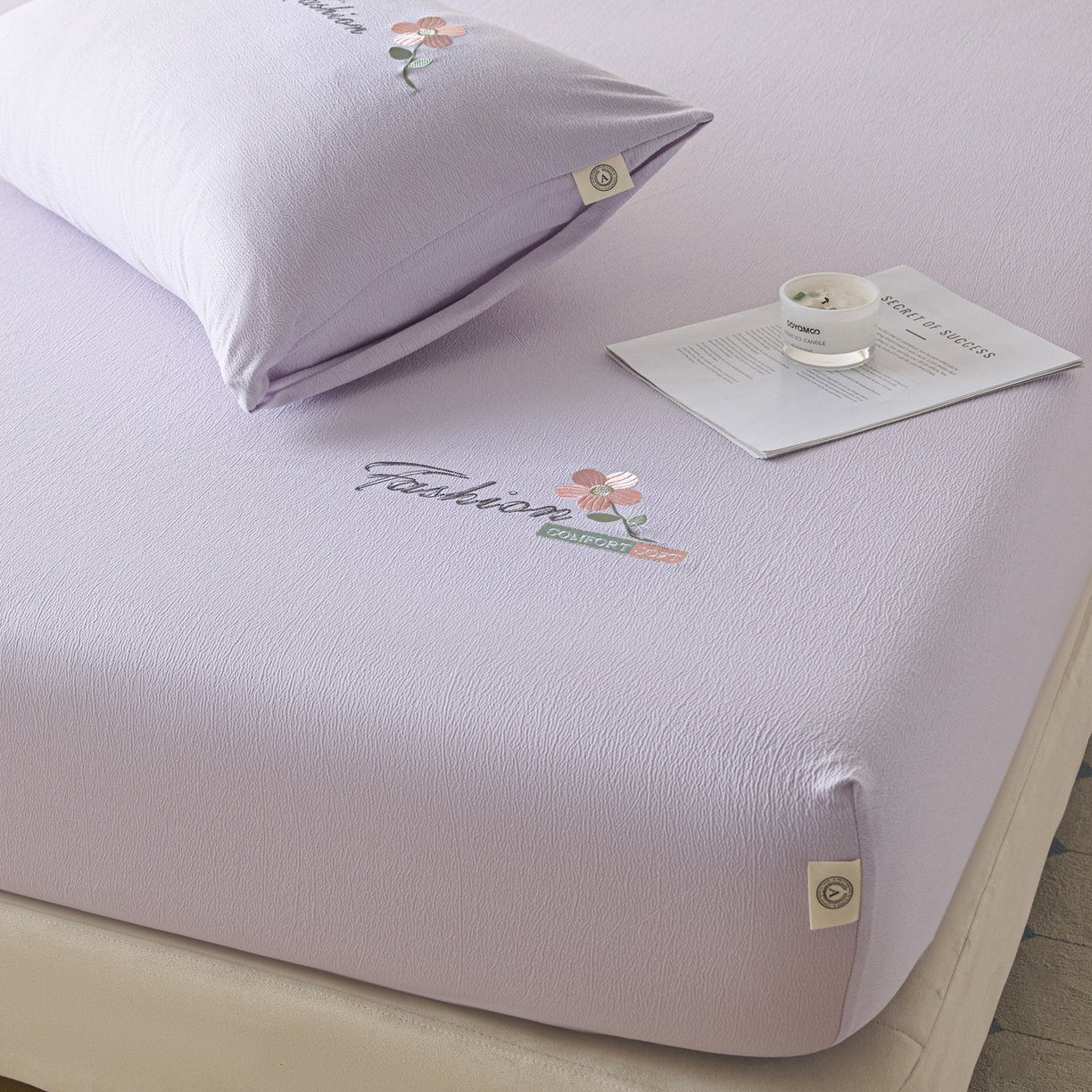 91家纺网 家纺一手货源 找家纺 鑫钰 2025新款A类云麻绣花抗菌透气床笠-芙洛拉 芙洛拉-梦幻紫