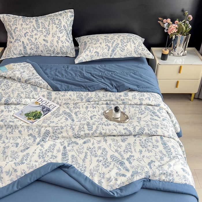 91家纺网 家纺一手货源 找家纺 梵克保罗 2025新款10A抗菌双层纱印花夏被系列 青花瓷