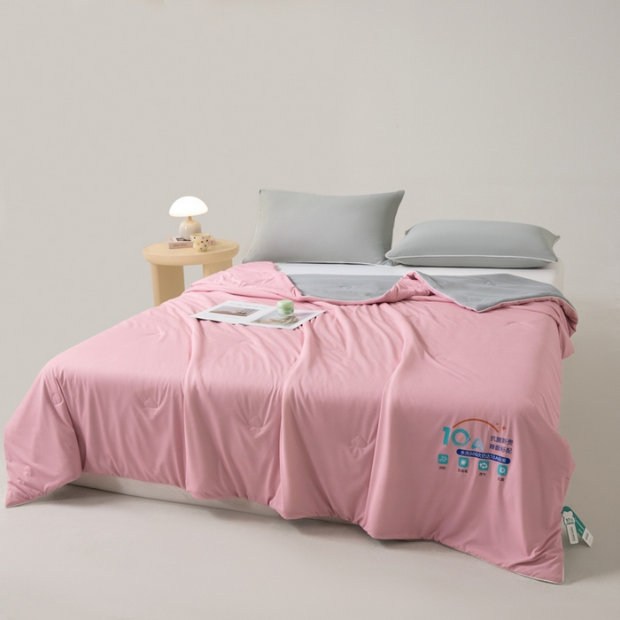 91家纺网 家纺一手货源 找家纺 梵克保罗 2025新款10A抗菌凉感丝夏被 桃桃云灰