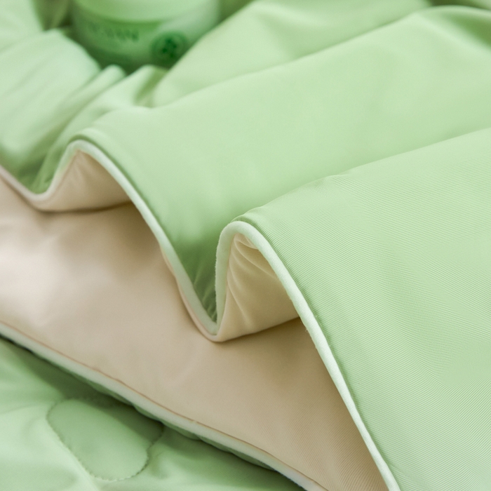 91家纺网 家纺一手货源 找家纺 梵克保罗 2025新款10A抗菌凉感丝夏被 绿豆冰冰