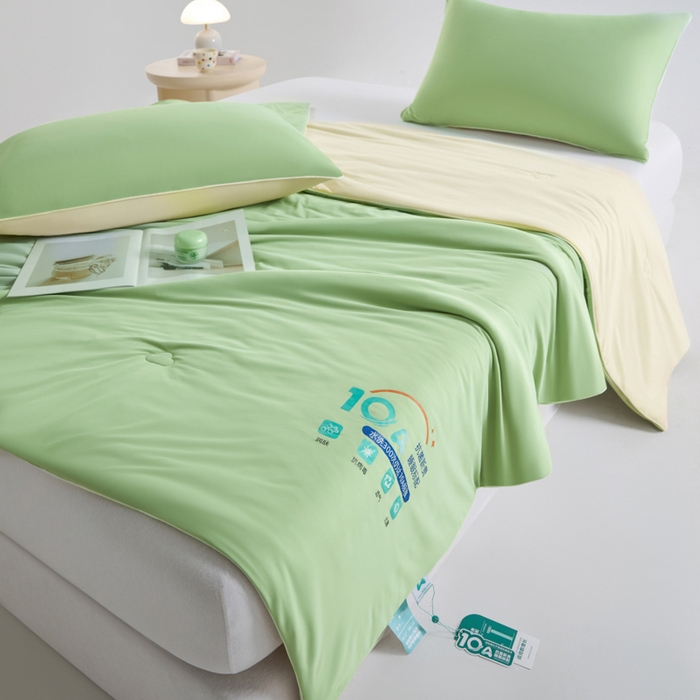 91家纺网 家纺一手货源 找家纺 梵克保罗 2025新款10A抗菌凉感丝夏被 绿豆冰冰