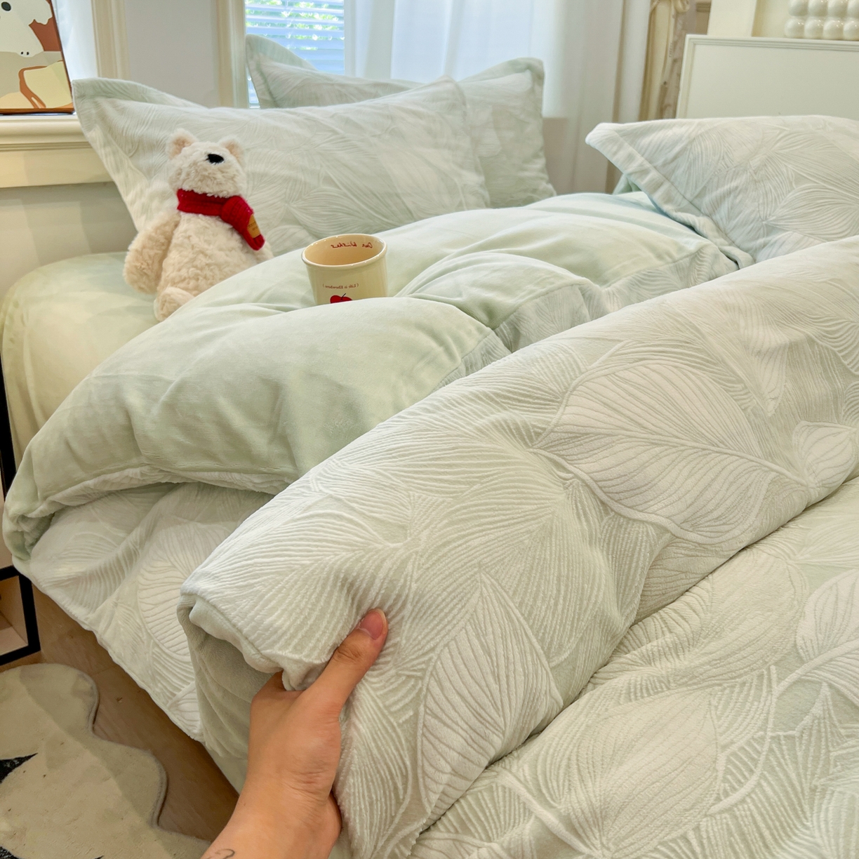 91家纺网 家纺一手货源 找家纺 （总）慕尚家纺 2025新款双色立体雕花牛奶绒单被套