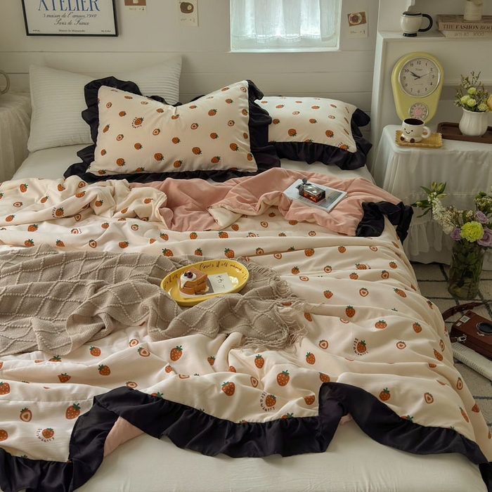 91家纺网 家纺一手货源 找家纺 梵克保罗 2025新款法式赫本风夏被 草莓甜心