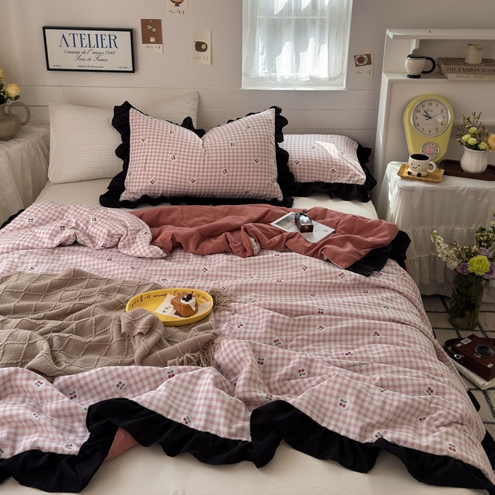 91家纺网 家纺一手货源 找家纺 梵克保罗 2025新款法式赫本风夏被 樱格小径