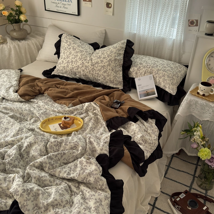 91家纺网 家纺一手货源 找家纺 梵克保罗 2025新款法式赫本风夏被 复古花曼