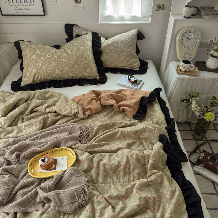 91家纺网 家纺一手货源 找家纺 梵克保罗 2025新款法式赫本风夏被 古韵花颜-柳绿