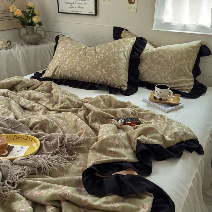 91家纺网 家纺一手货源 找家纺 梵克保罗 2025新款法式赫本风夏被 古韵花颜-柳绿