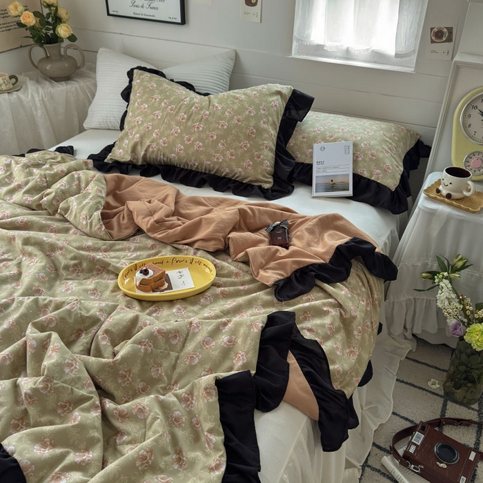 91家纺网 家纺一手货源 找家纺 梵克保罗 2025新款法式赫本风夏被 古韵花颜-柳绿
