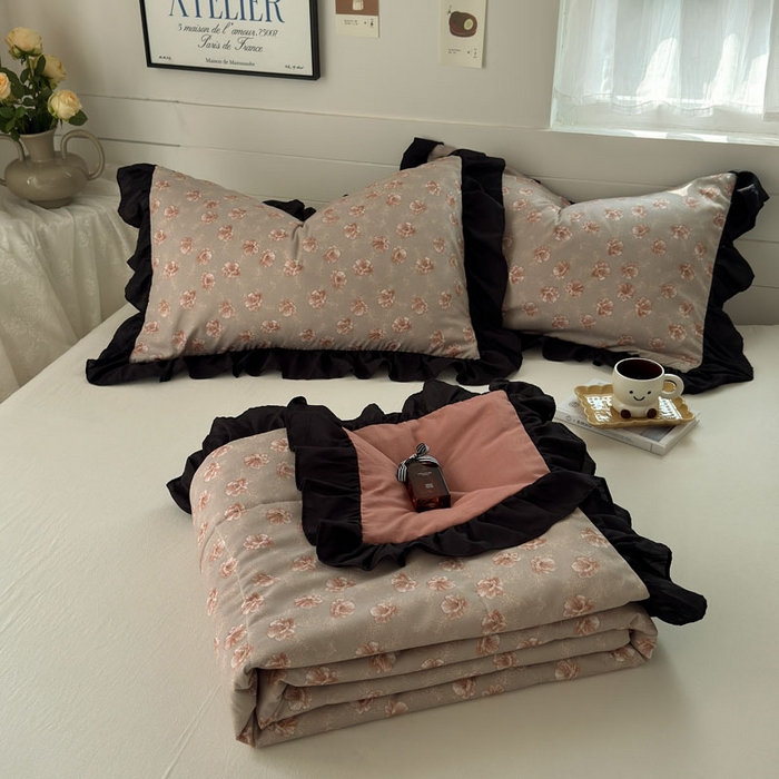 91家纺网 家纺一手货源 找家纺 梵克保罗 2025新款法式赫本风夏被 古韵花颜-豆沙