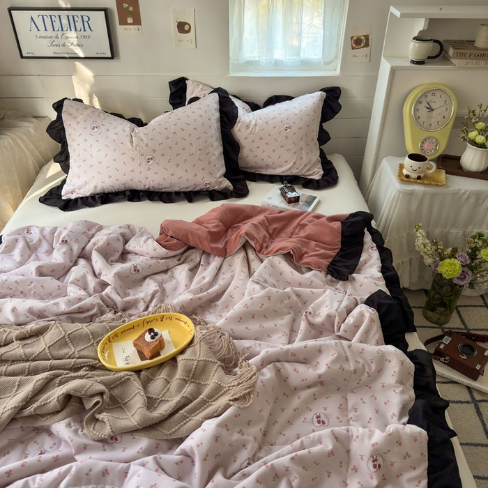 91家纺网 家纺一手货源 找家纺 梵克保罗 2025新款法式赫本风夏被 粉郁金香
