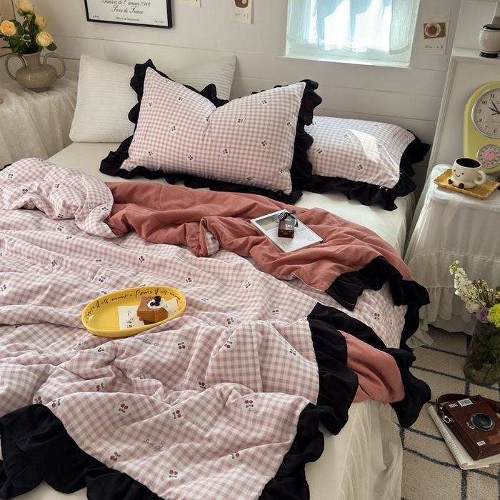 91家纺网 家纺一手货源 找家纺 梵克保罗 2025新款法式赫本风夏被 樱格小径