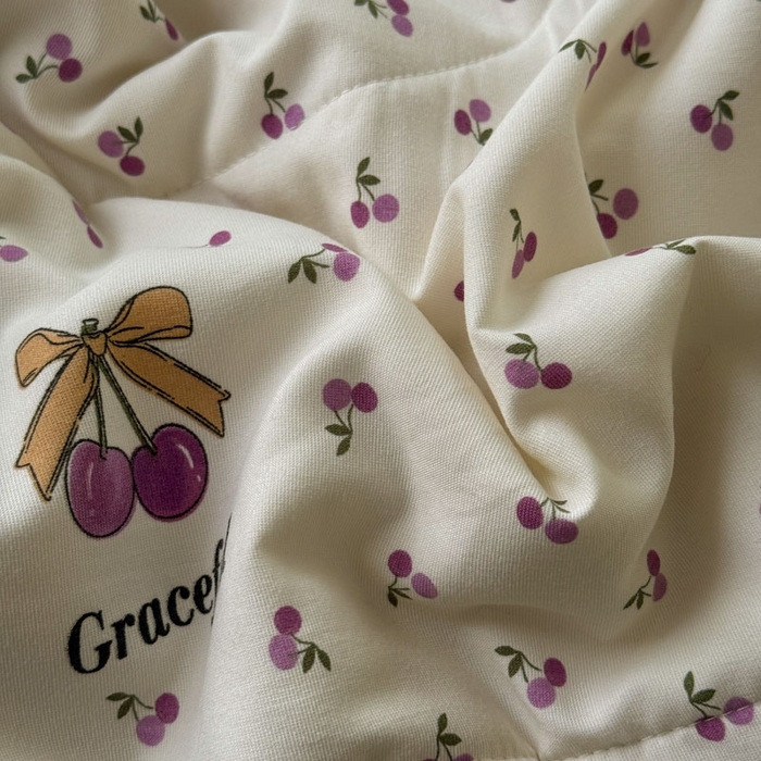 91家纺网 家纺一手货源 找家纺 梵克保罗 2025新款法式赫本风夏被 紫樱桃