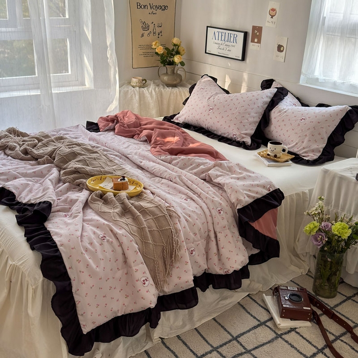 91家纺网 家纺一手货源 找家纺 梵克保罗 2025新款法式赫本风夏被 粉郁金香