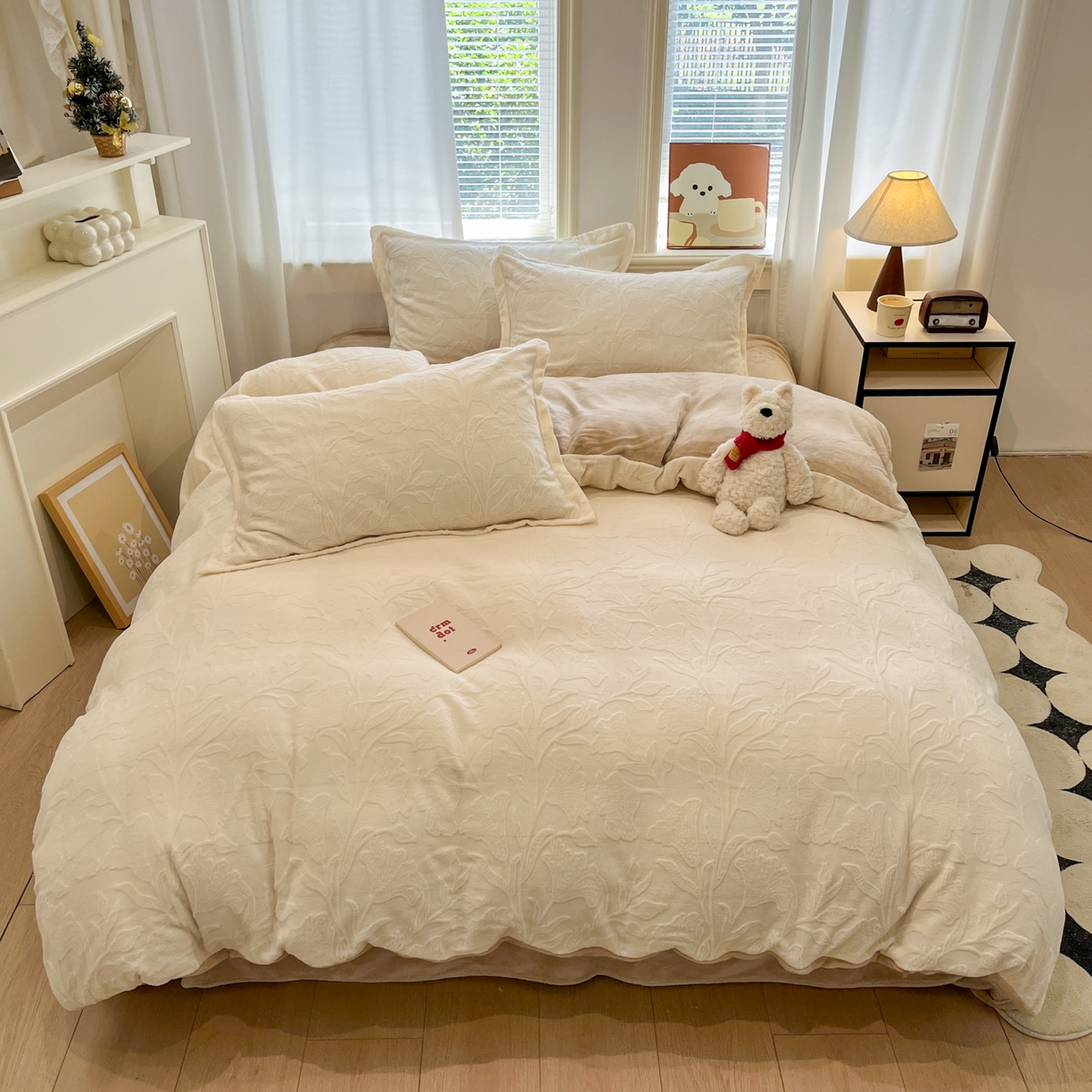 91家纺网 家纺一手货源 找家纺 慕尚家纺 2025新款双色立体雕花牛奶绒单被套 茉莉花