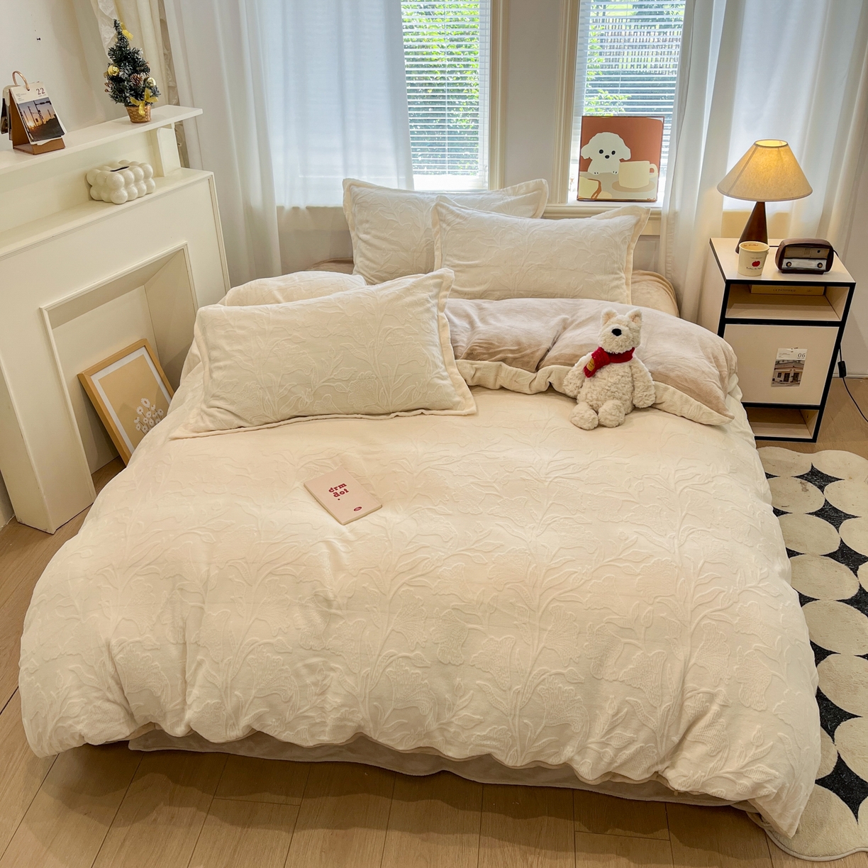 91家纺网 家纺一手货源 找家纺 慕尚家纺 2025新款双色立体雕花牛奶绒单被套 茉莉花