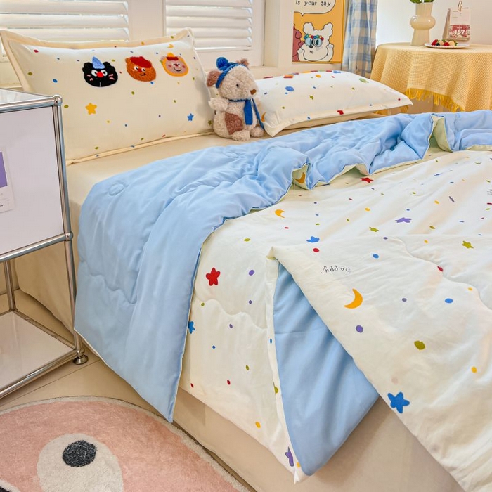 91家纺网 家纺一手货源 找家纺 （总）梵克保罗 2025新款亲肤可爱毛巾绣夏被-场景一